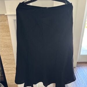 Black Midi A-Line Skirt for Work (5)